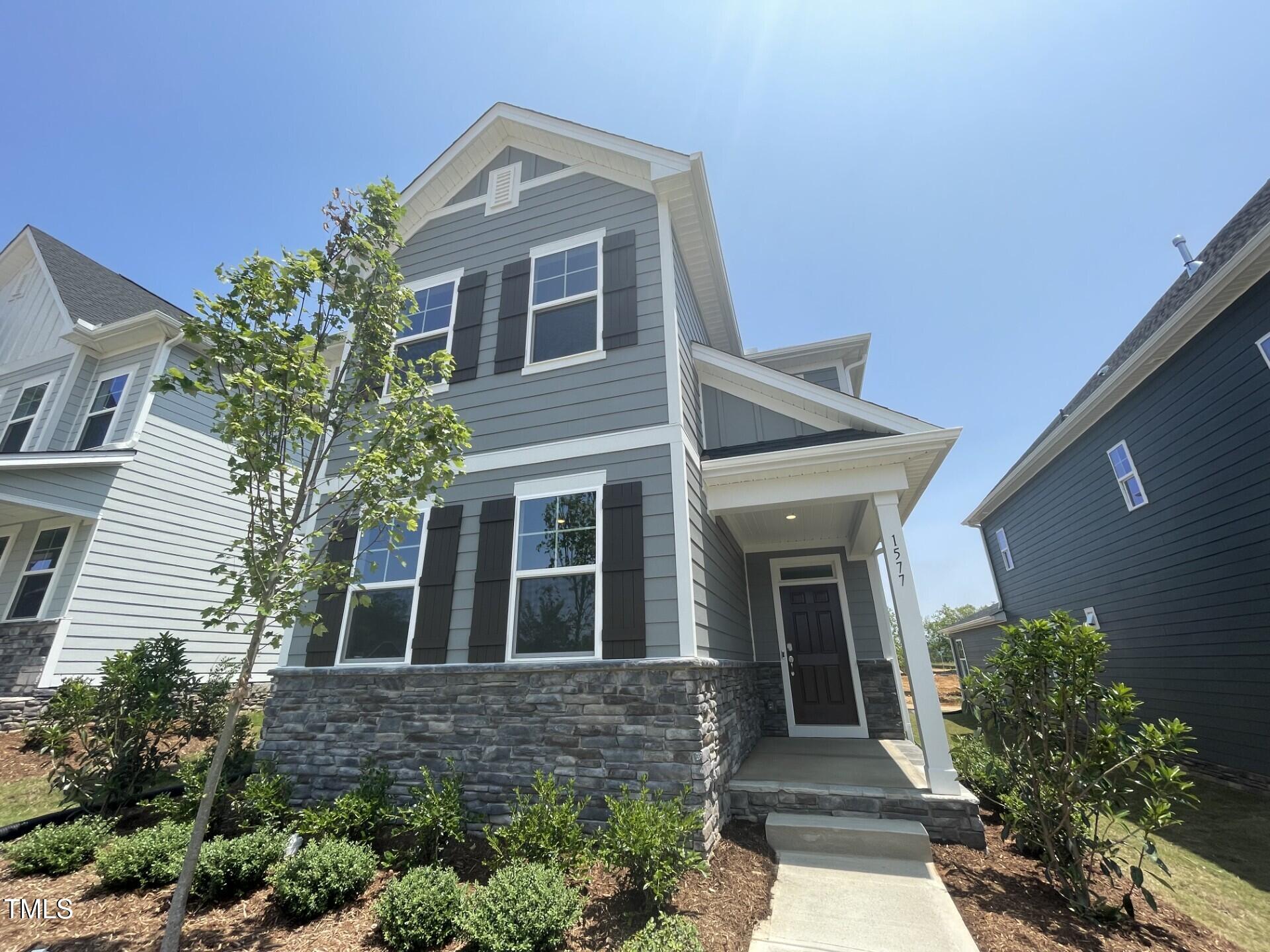 1577 Goldfinch Perch Lane