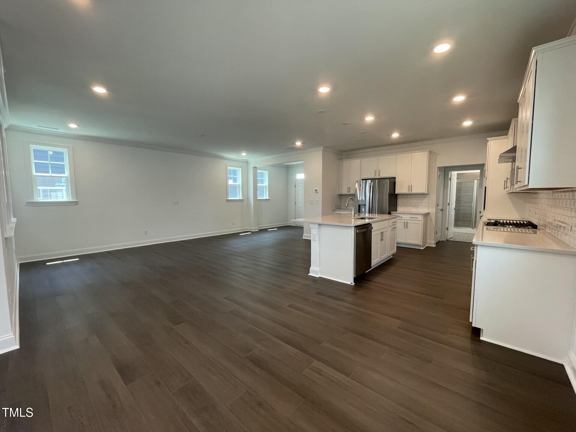 1577 Goldfinch Perch Lane