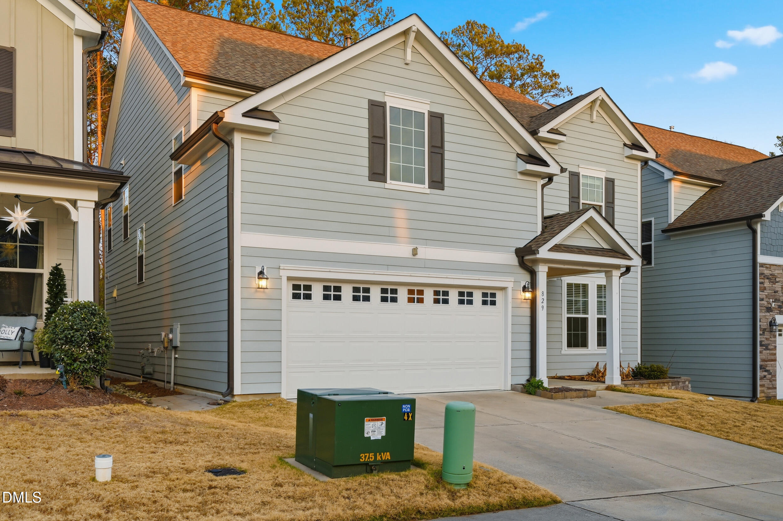 829 Summit Crest Court