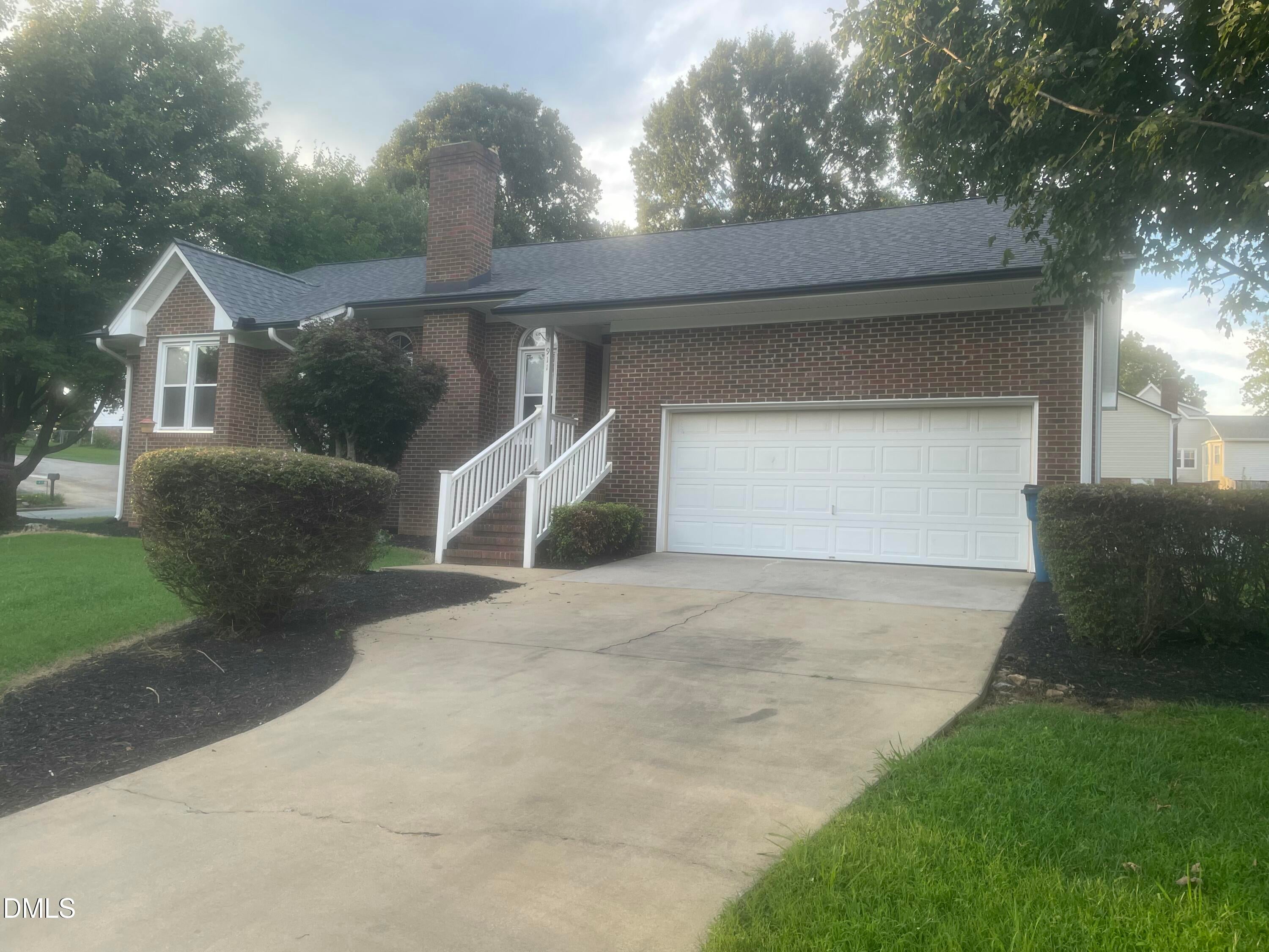 911 S Ridge Road