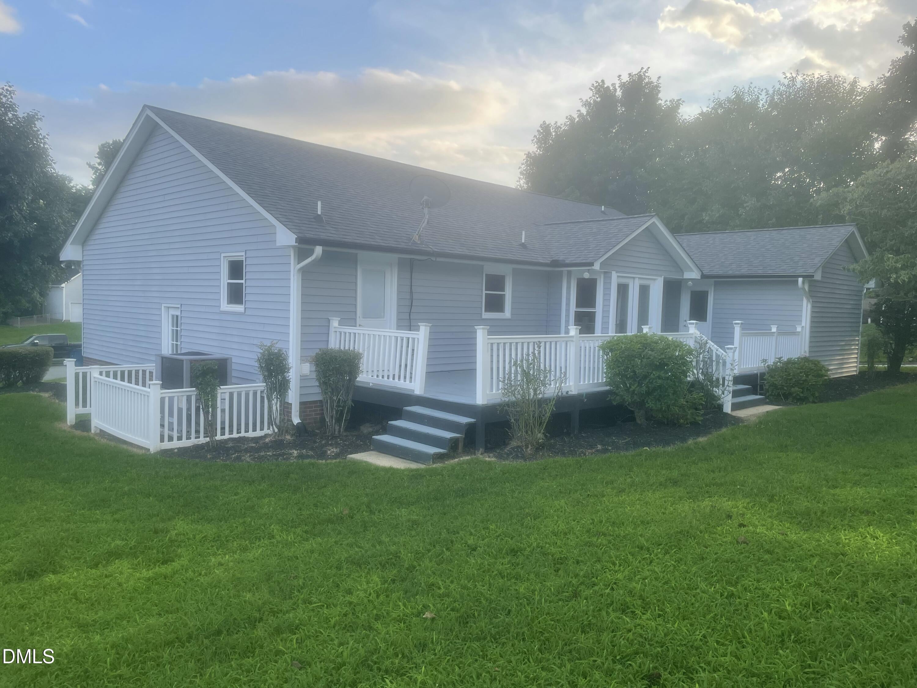 911 S Ridge Road