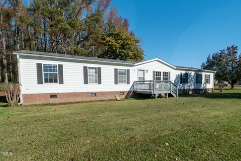 A home in Dunn