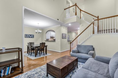 Townhouse in Durham NC 825 Saratoga Drive 7.jpg