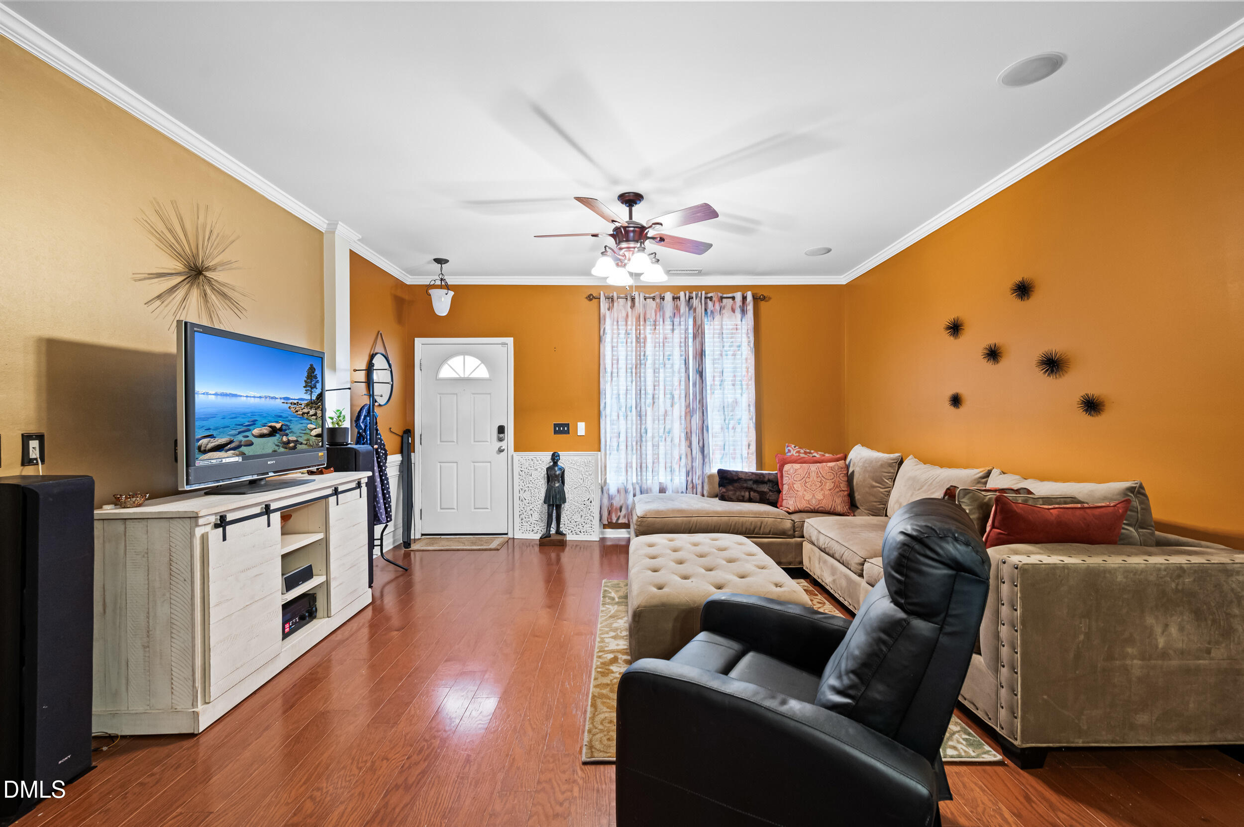 2944 Casona Way