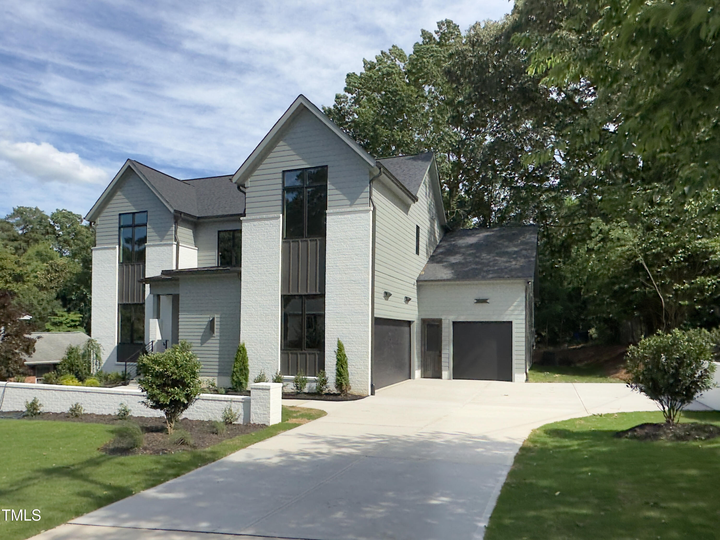 5208 Knollwood Road