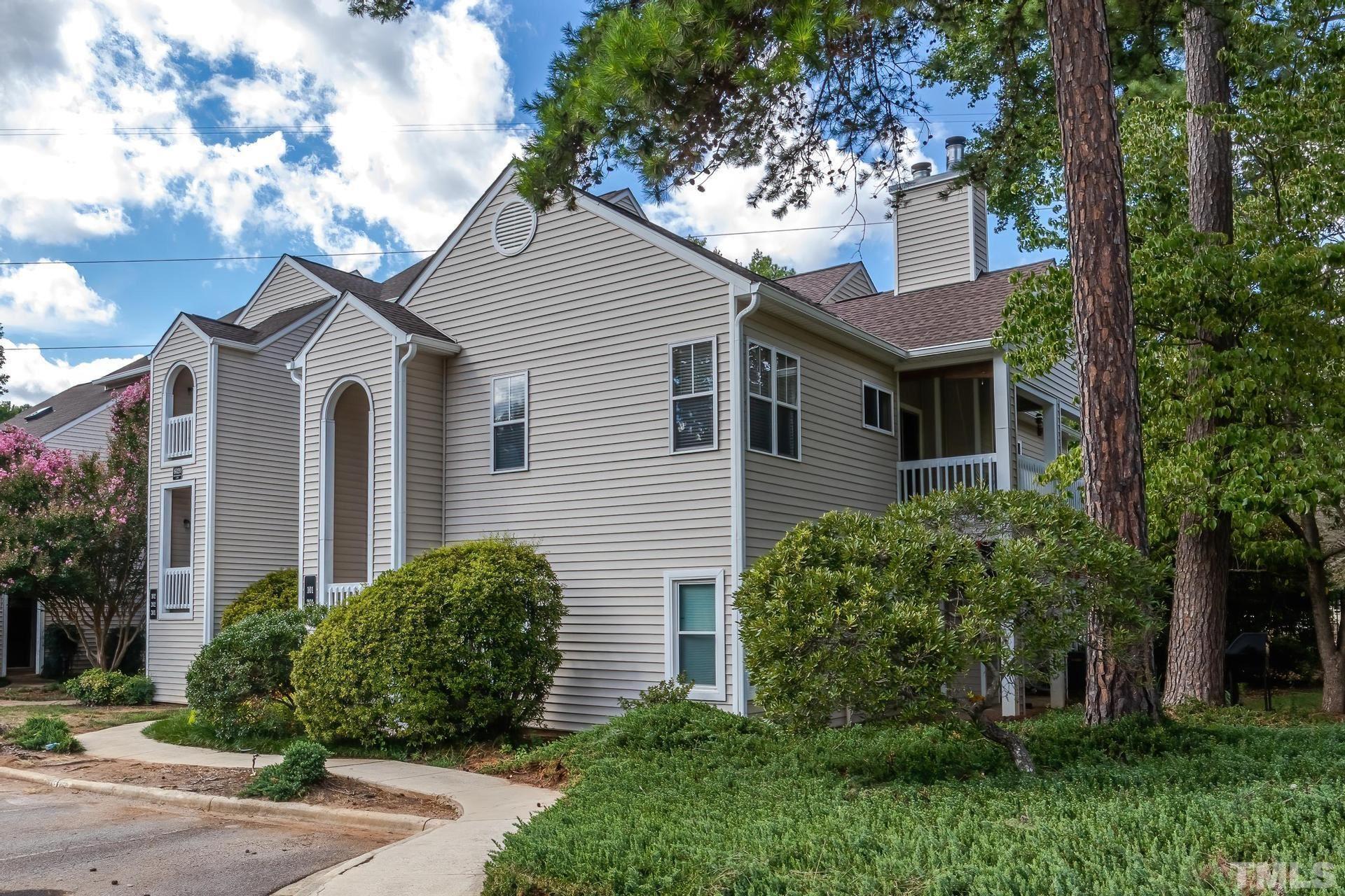 6020 Winterpointe Lane #102