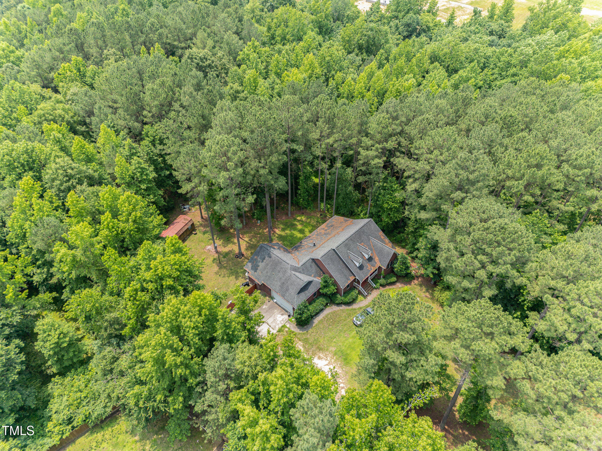 3304 Black Stallion Court