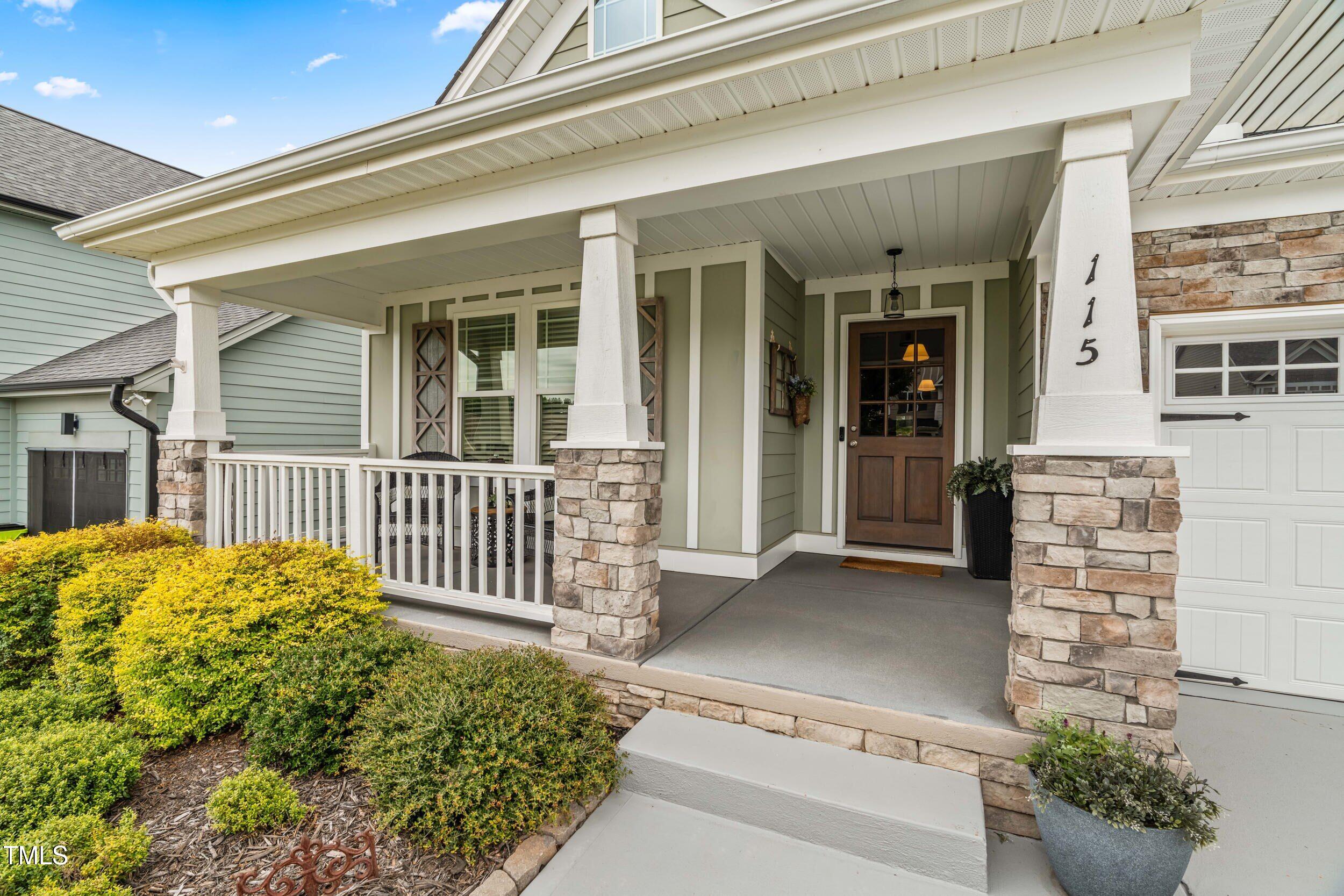 115 Unique Place