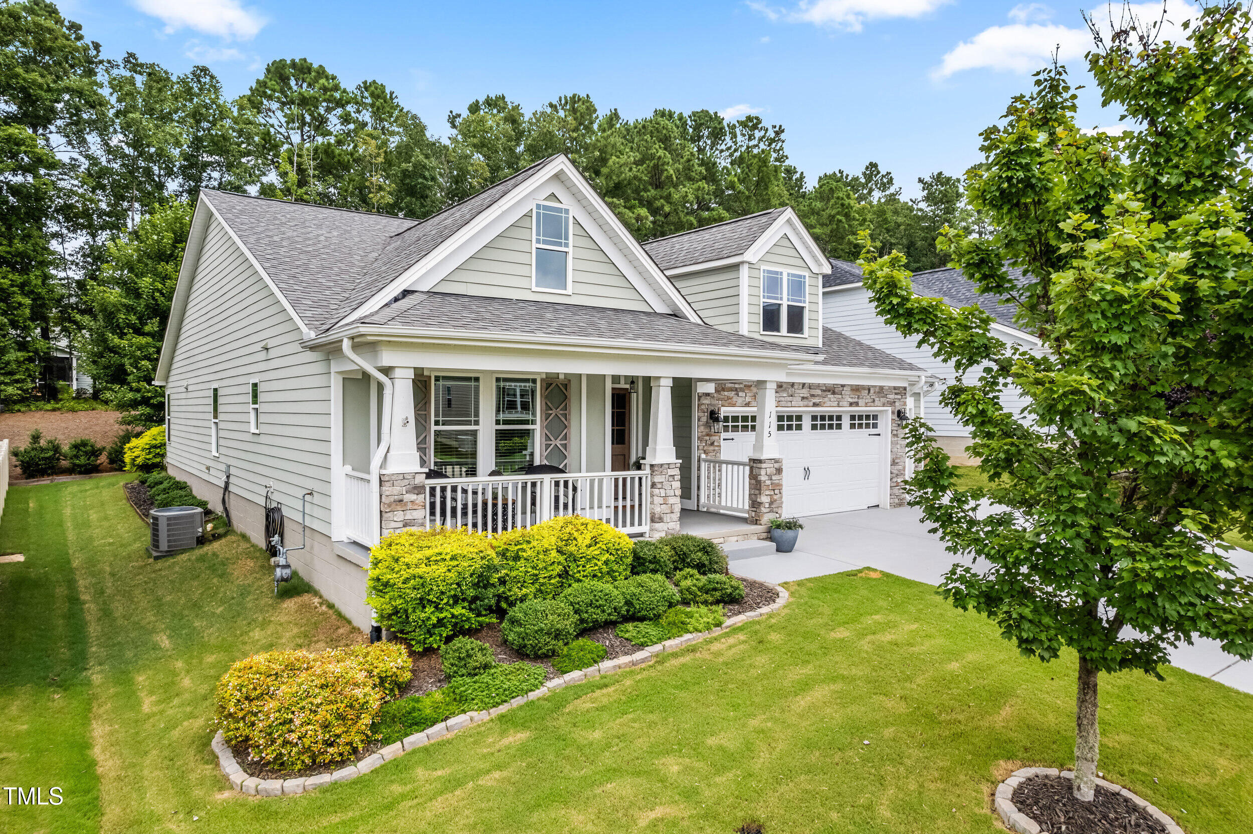115 Unique Place