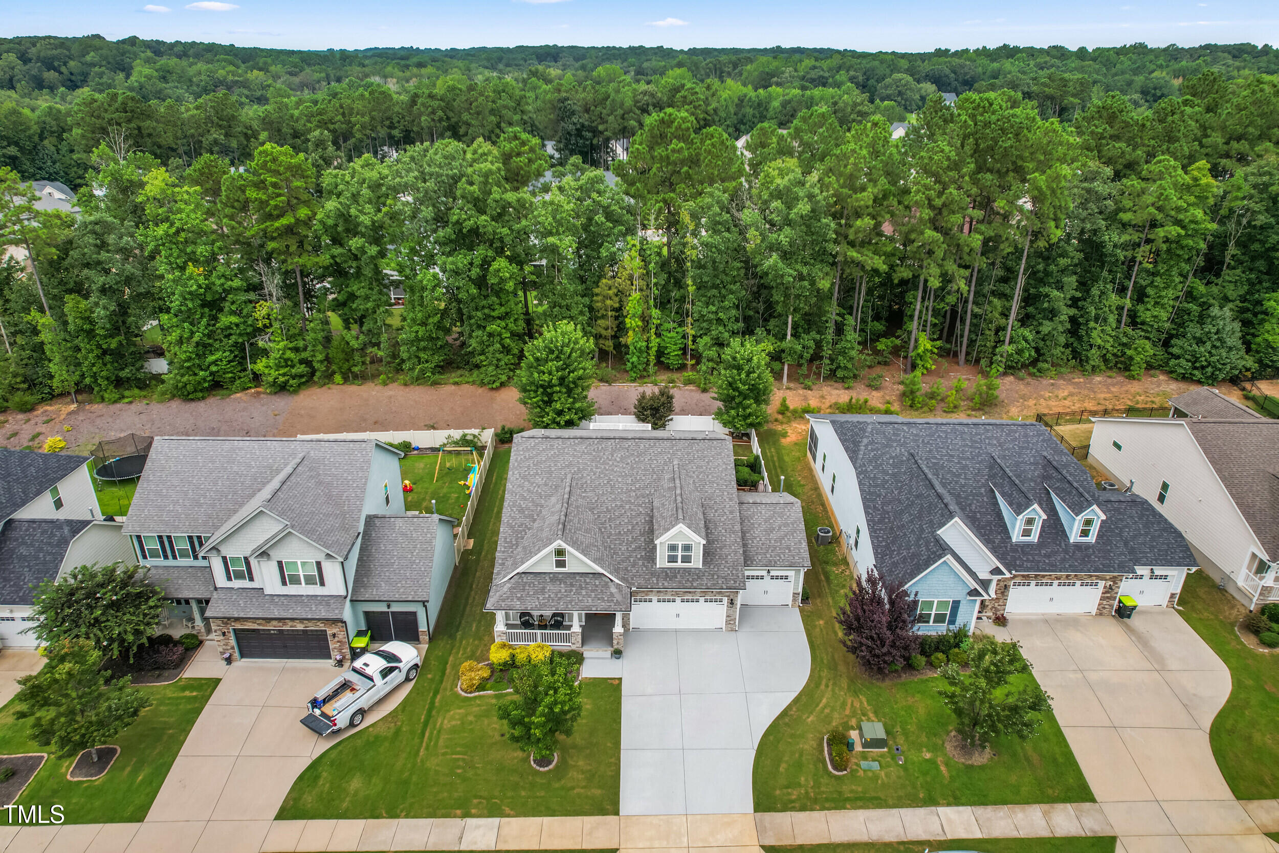 115 Unique Place