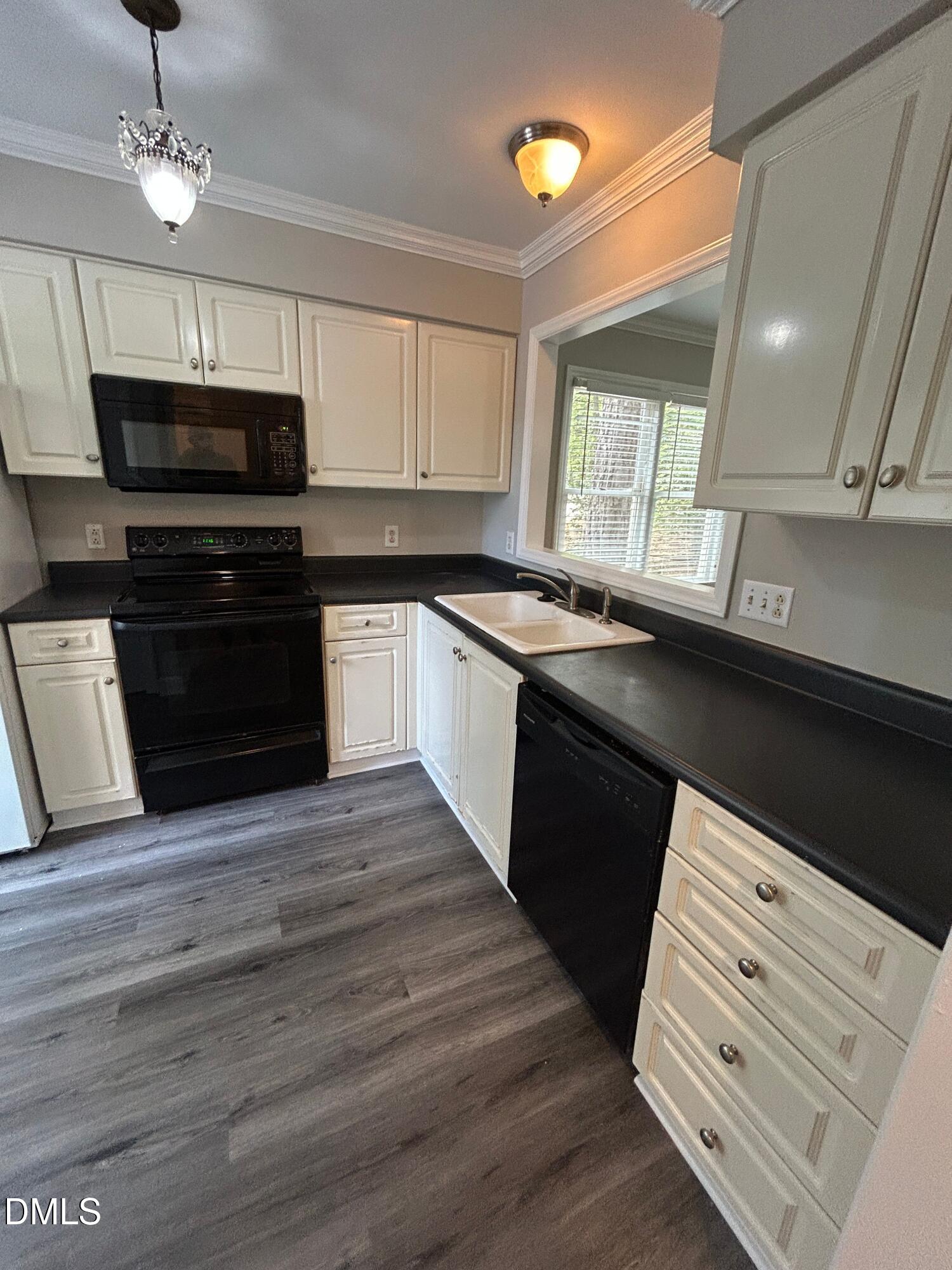 1801 Crystal Downs Lane