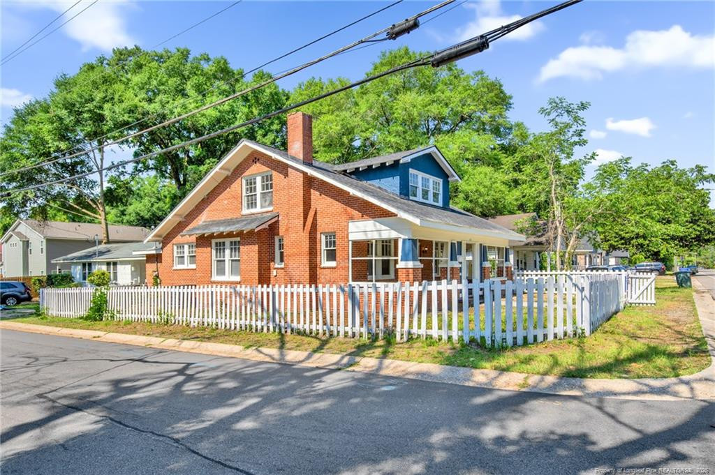 1101 Branson Street