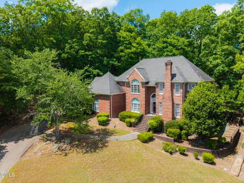Photo of 10234 Governors Drive, Chapel Hill, NC 27517 (MLS # 10164618)