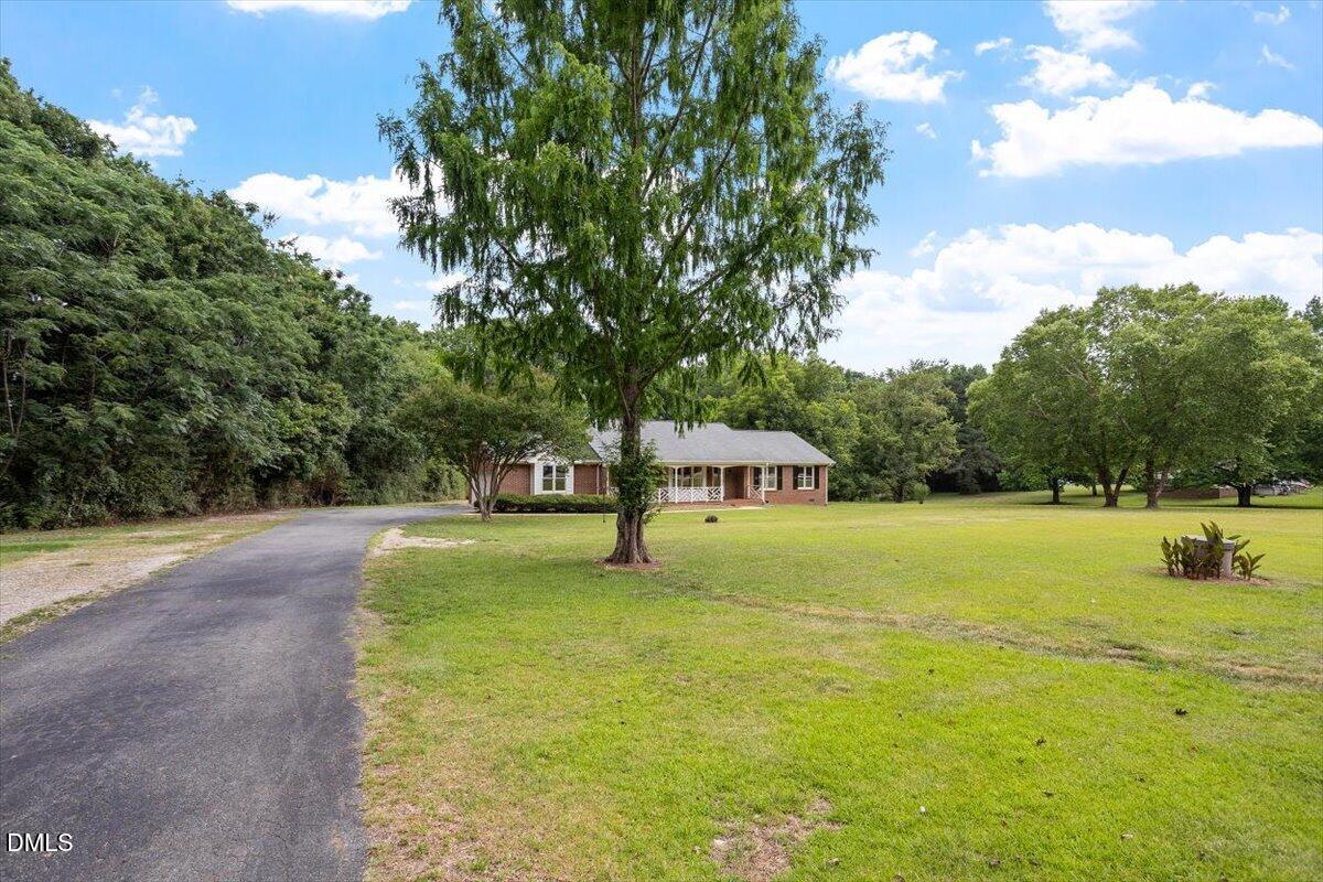 805 Rand Road
