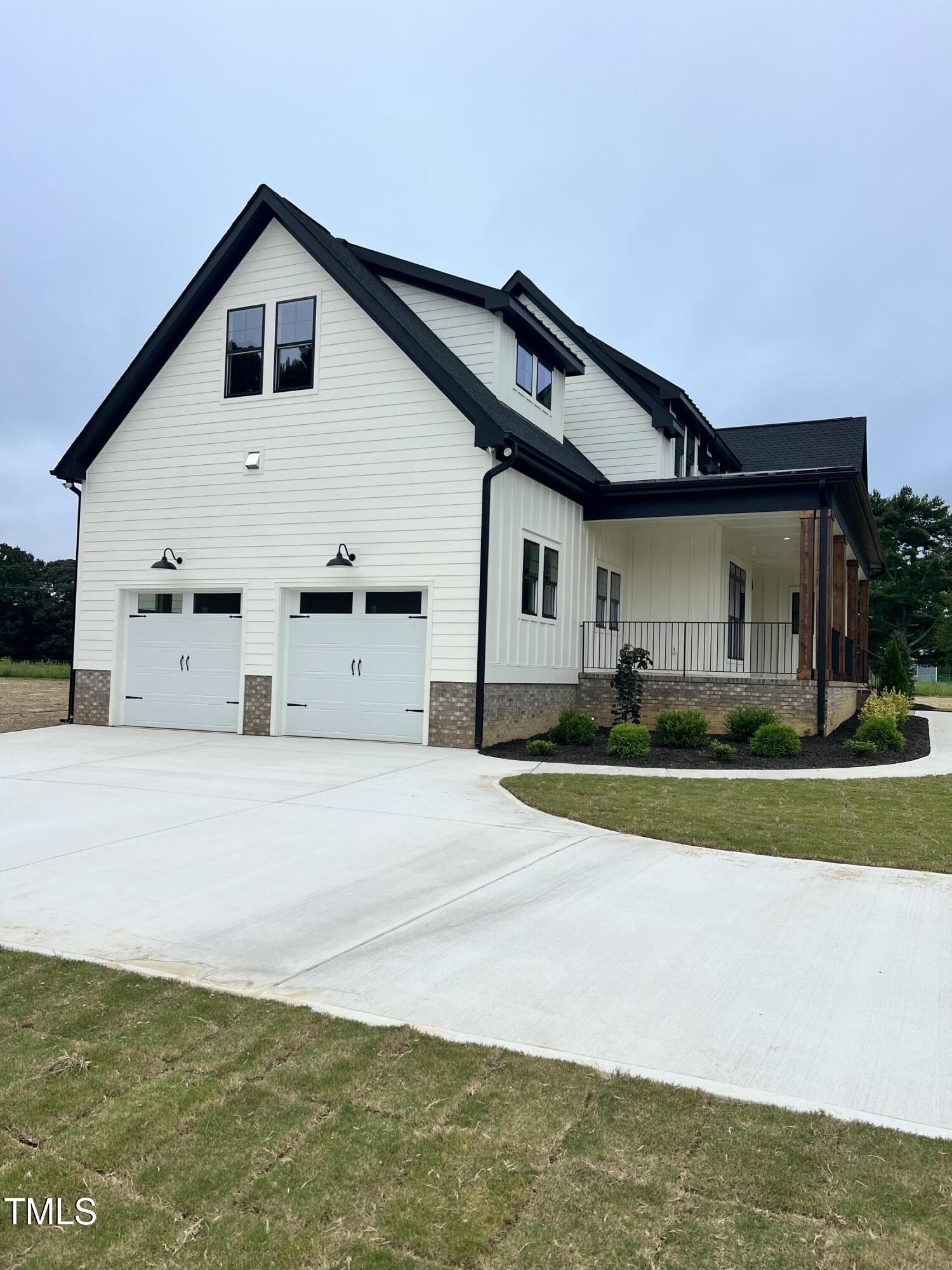 2560 Lassiter Road