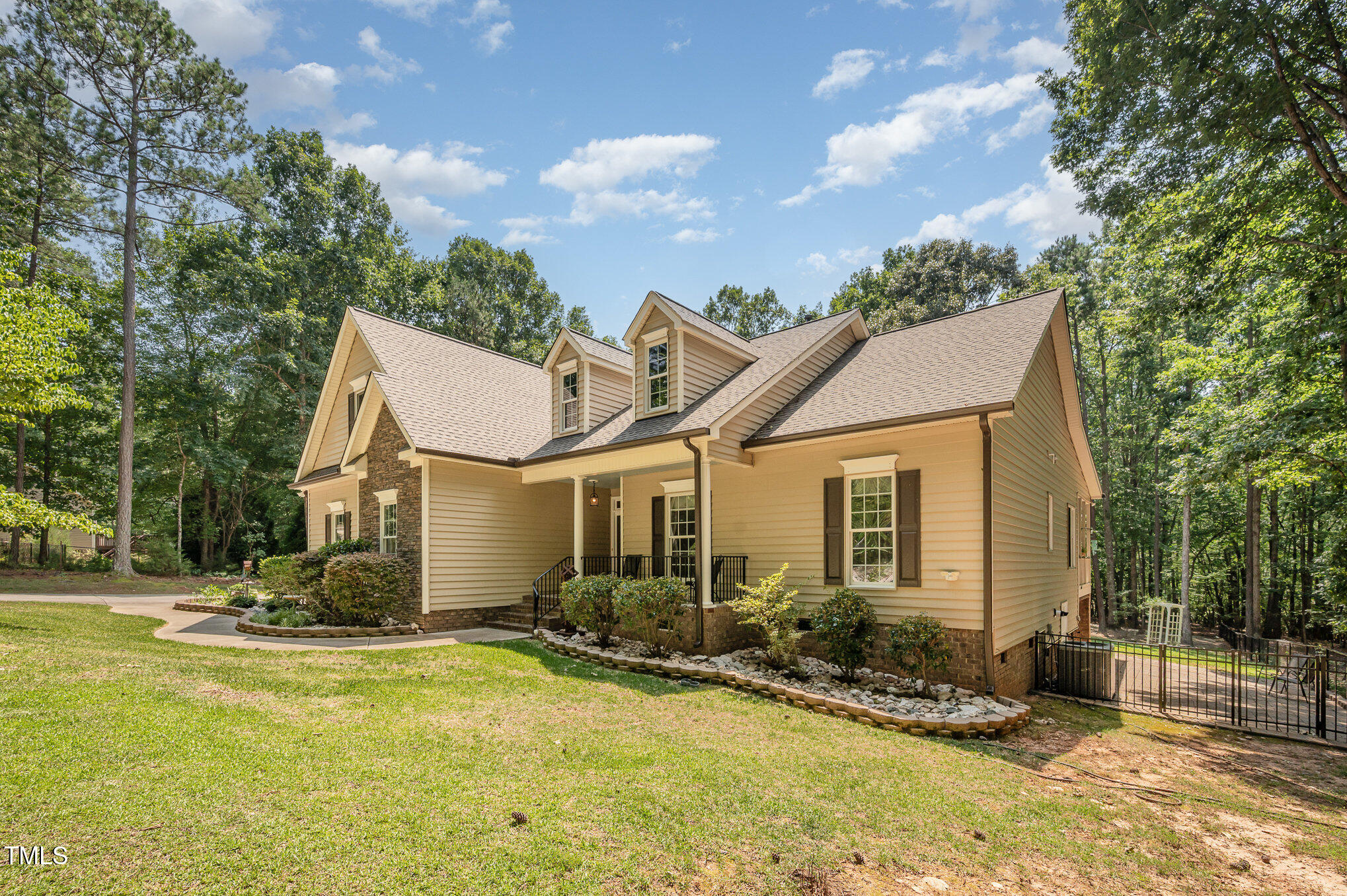 1513 Anterra Drive