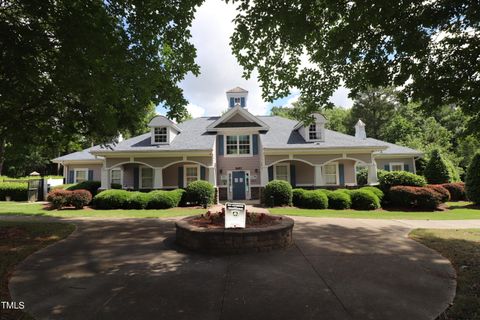 Single Family Residence in Raleigh NC 5612 Beargrass Lane 41.jpg