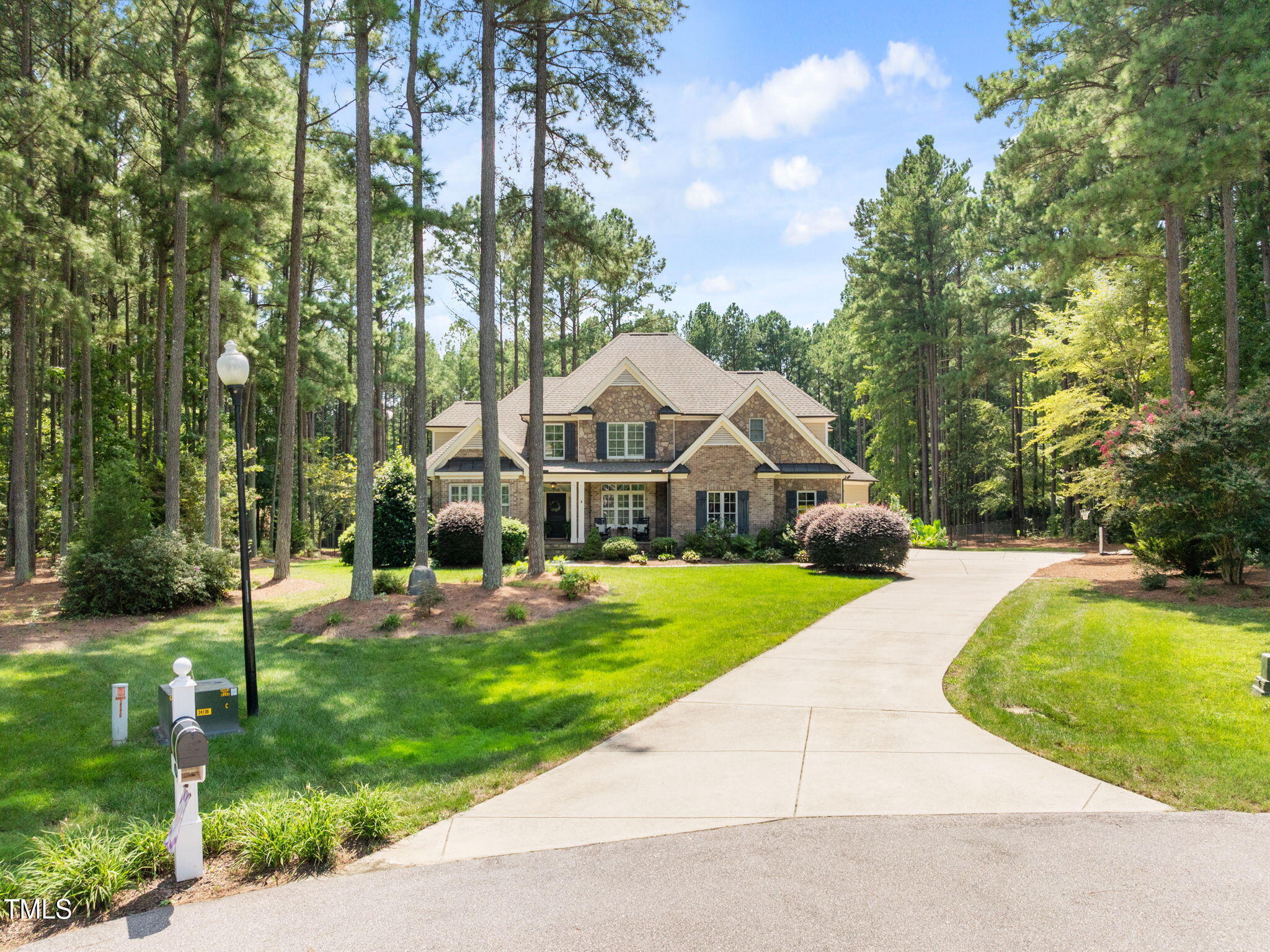 100 Rivers Edge Drive