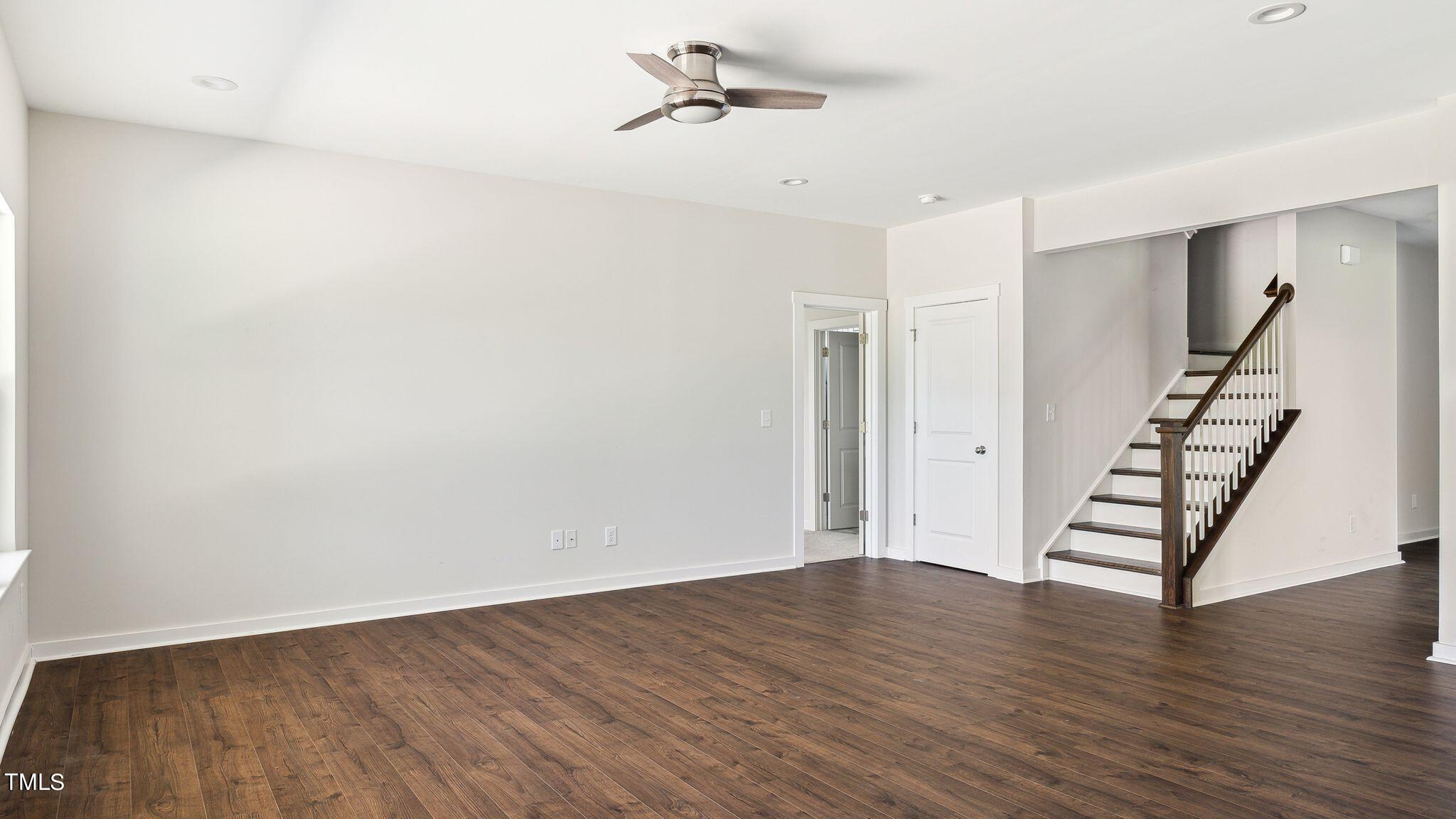 217 Walker Grv Lane