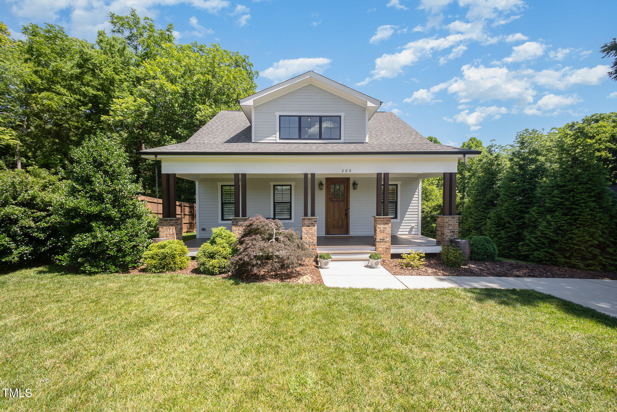 200 W Corbin Street