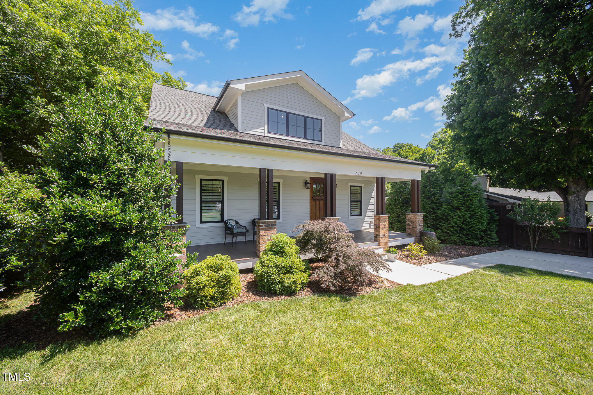 200 W Corbin Street