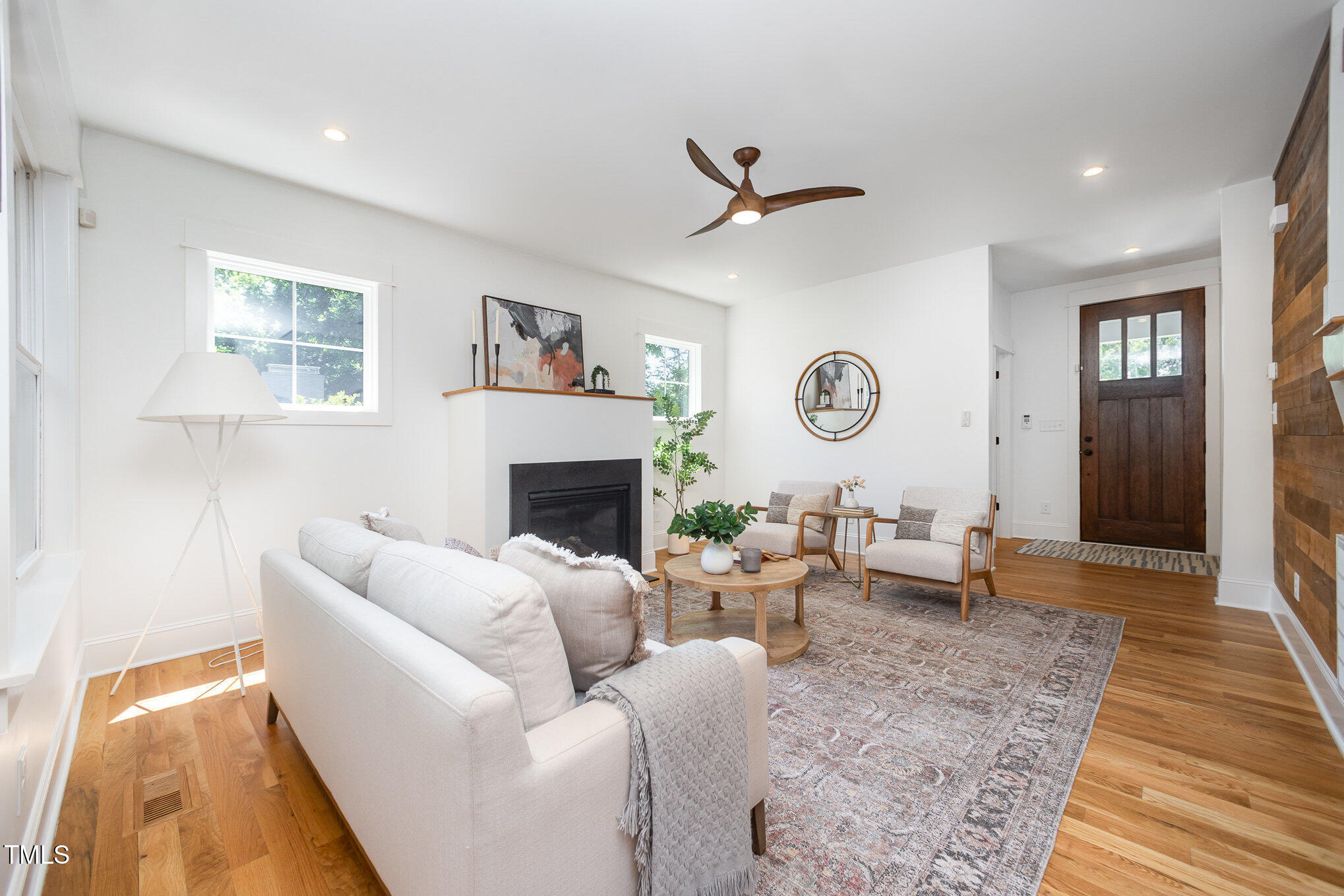 200 W Corbin Street