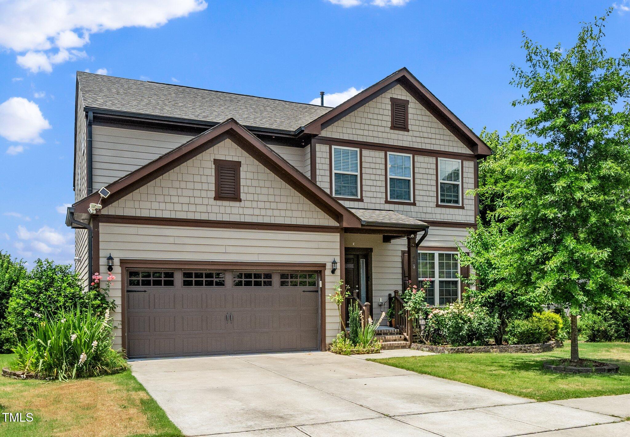 925 Cozy Oak Avenue
