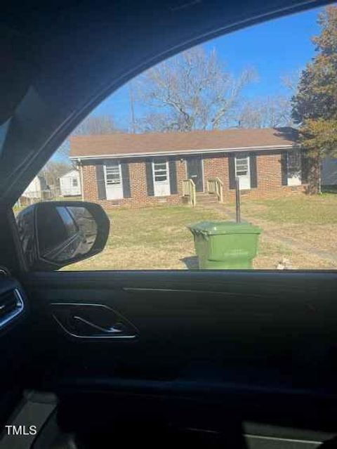 Single Family Residence in Roanoke Rapids NC 219 Clinton Street.jpg