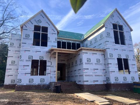 802 Warren Avenue Cary NC 27511