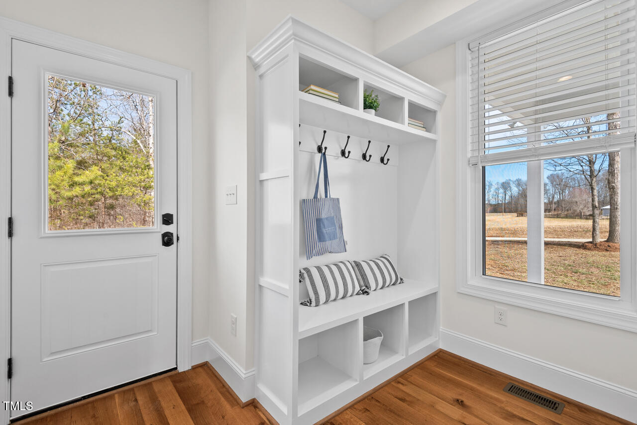 Graham, North Carolina 27253, United States, 4 Bedrooms Bedrooms, ,3 BathroomsBathrooms,Residential,Pending,11501