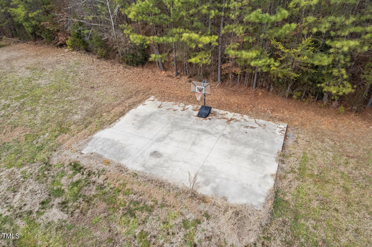 Graham, North Carolina 27253, United States, 4 Bedrooms Bedrooms, ,3 BathroomsBathrooms,Residential,Pending,11501