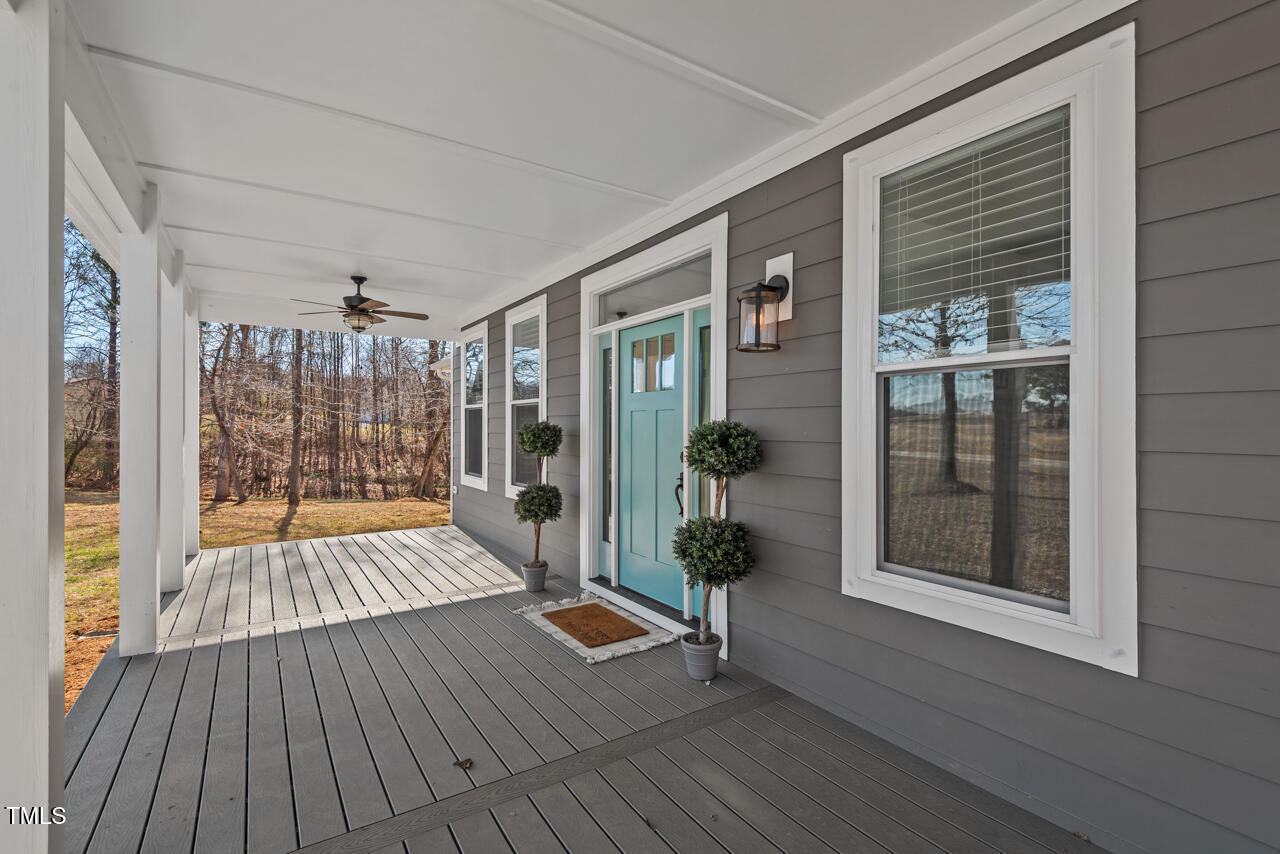 Graham, North Carolina 27253, United States, 4 Bedrooms Bedrooms, ,3 BathroomsBathrooms,Residential,Pending,11501