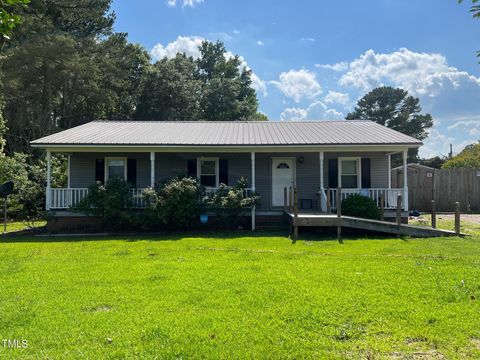 A home in Dunn