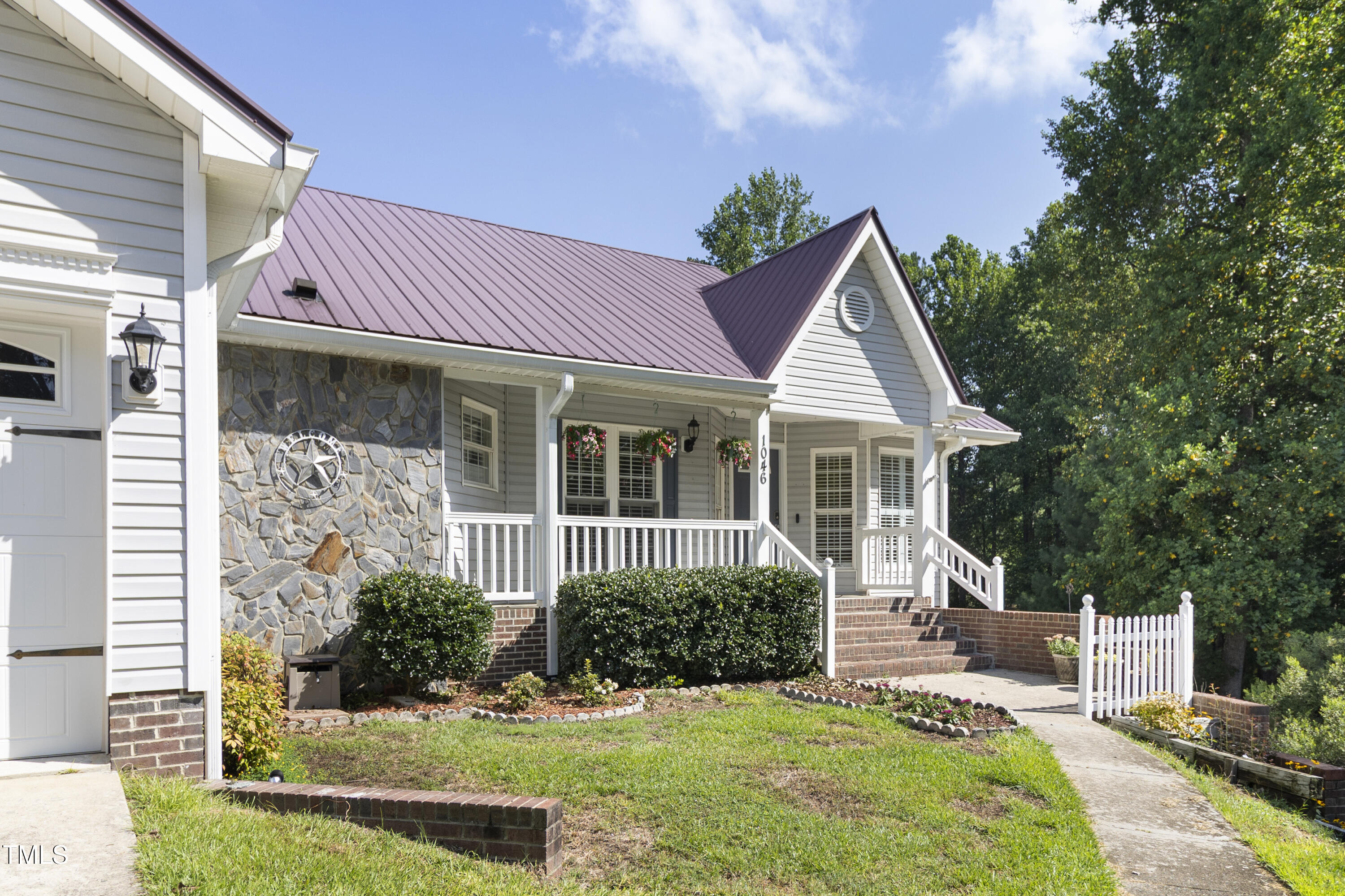 1046 Ponderosa Trail