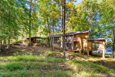 4416 Arrowhead Trail Hillsborough NC 27278