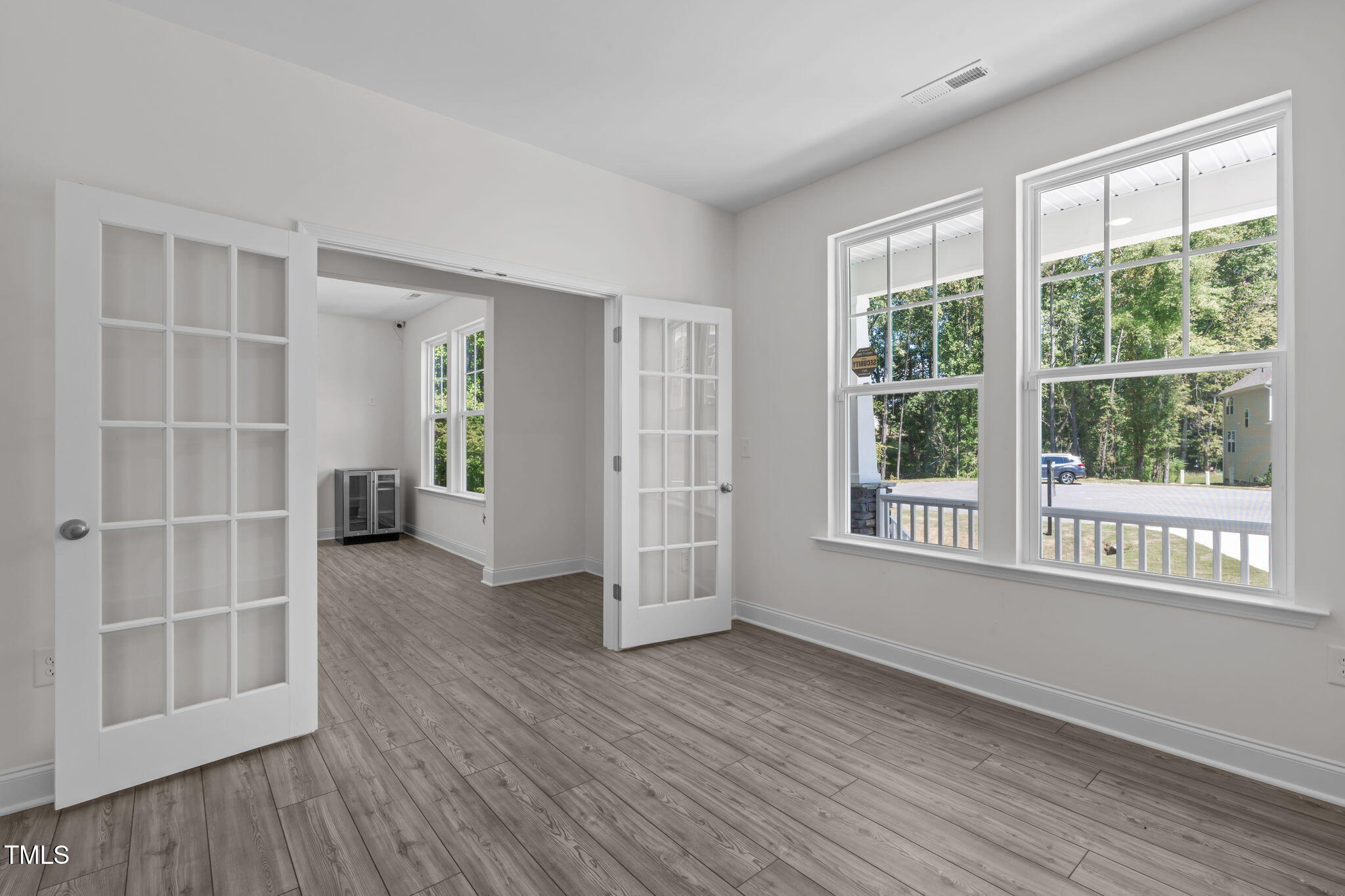 467 Adams Pointe Court