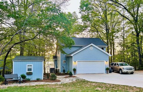 Single Family Residence in Louisburg NC 104 Chuckwagon Drive.jpg