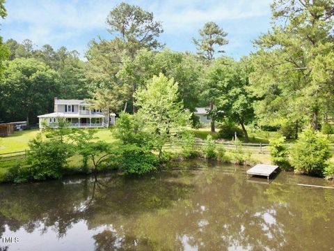 183 Birnamwood Drive Chapel Hill NC 27516