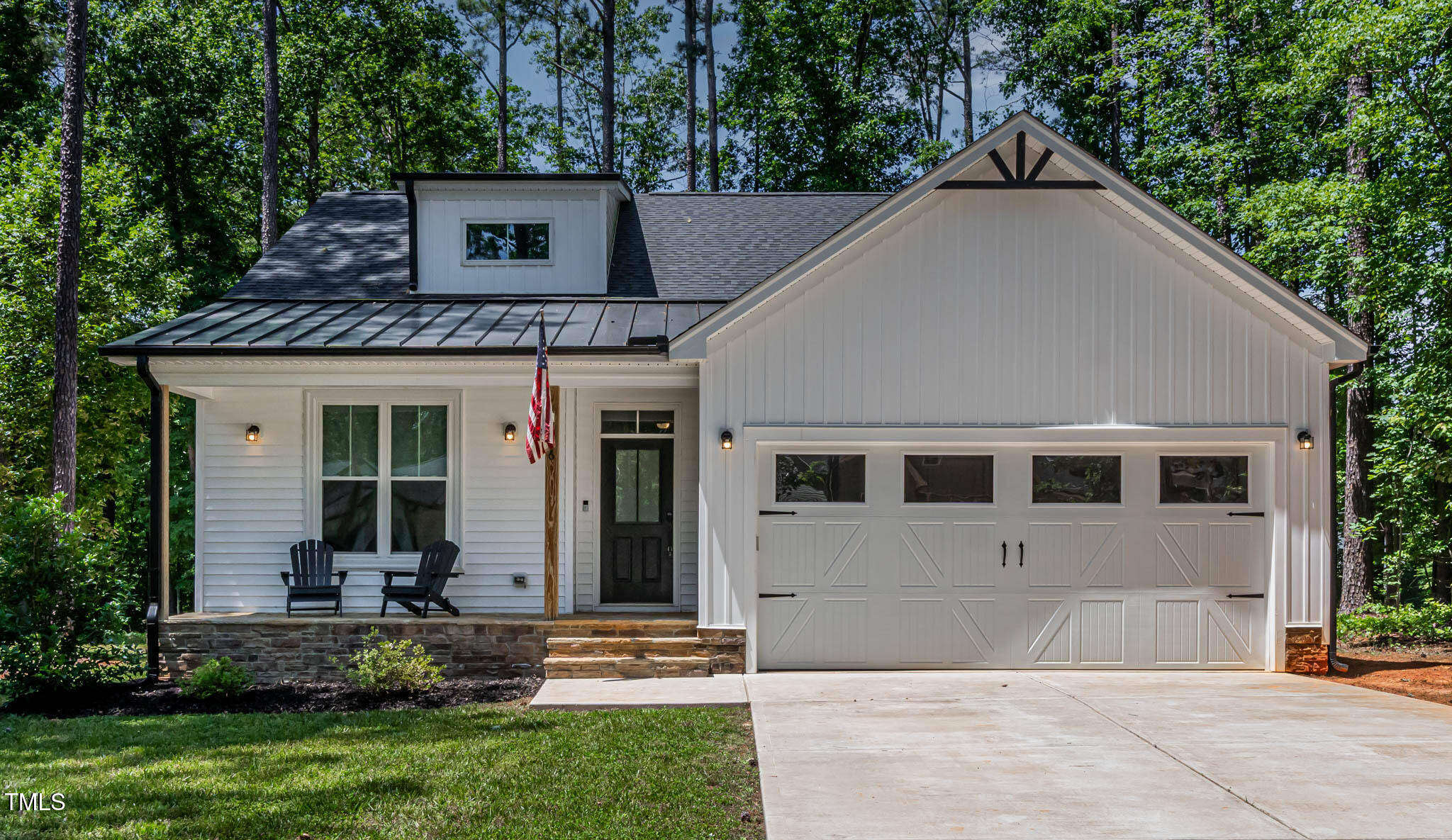 136 Hatchet Cove