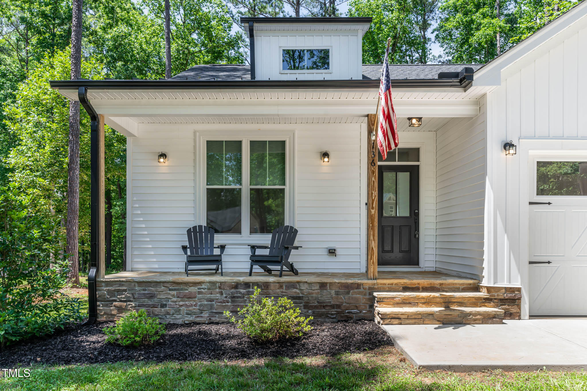 136 Hatchet Cove