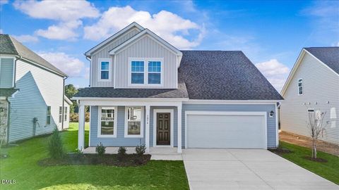 1076 Channel Drop Zebulon NC 27597