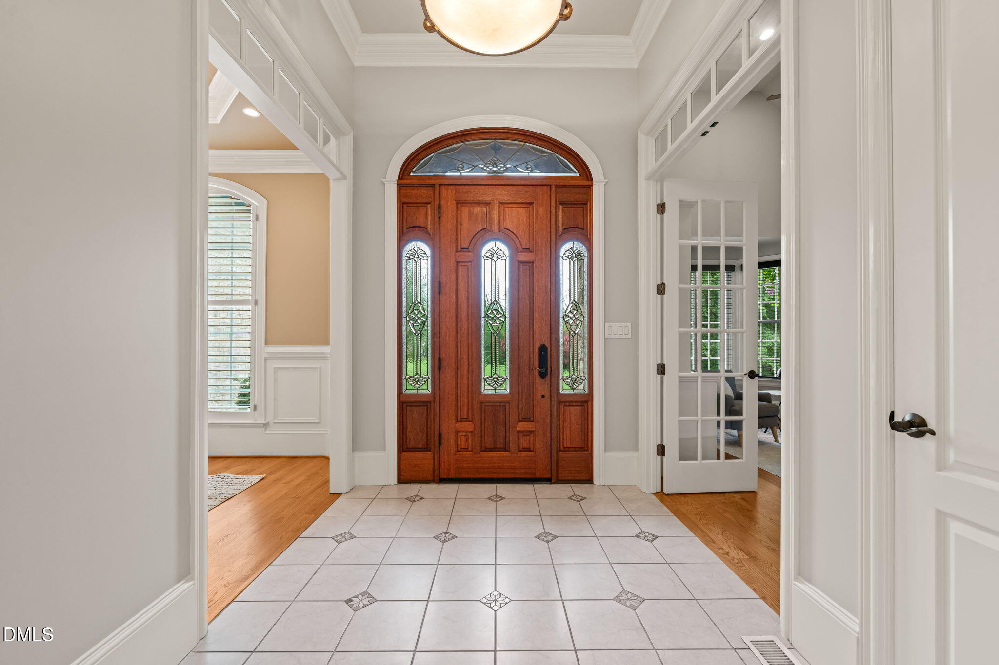 6116 Crescent Knoll Drive