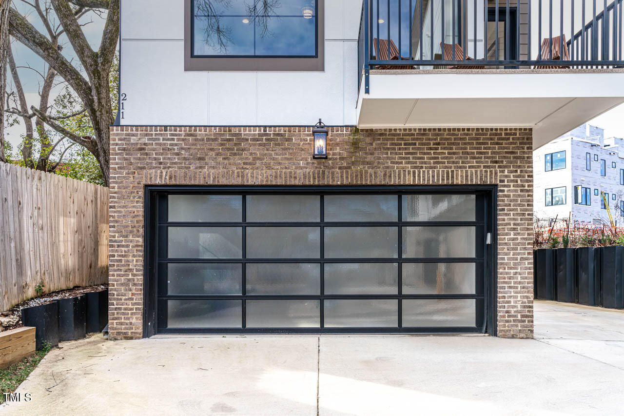 211 W Coporation