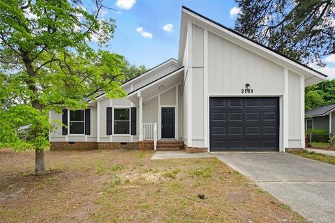 2109 Lakeridge Drive Fayetteville NC 28304