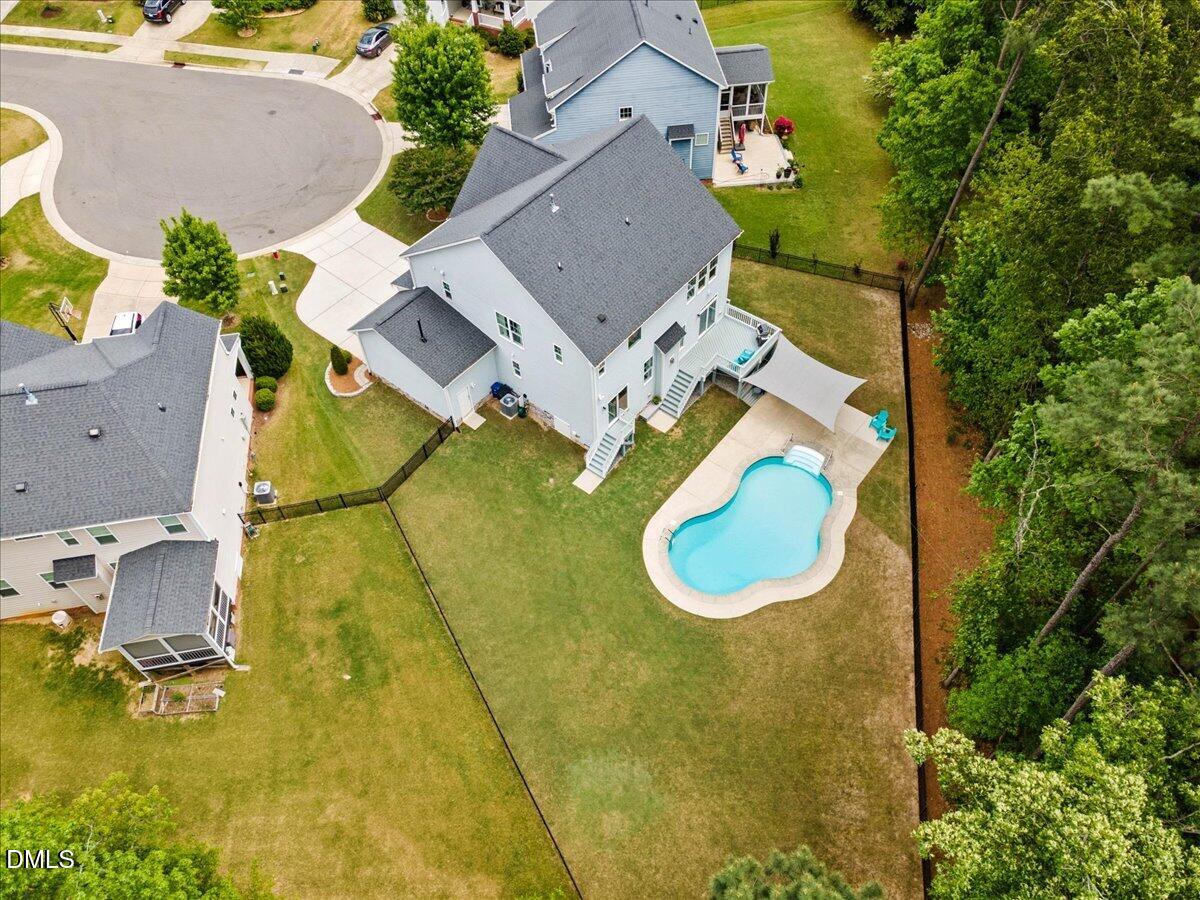 416 Price Lake Way