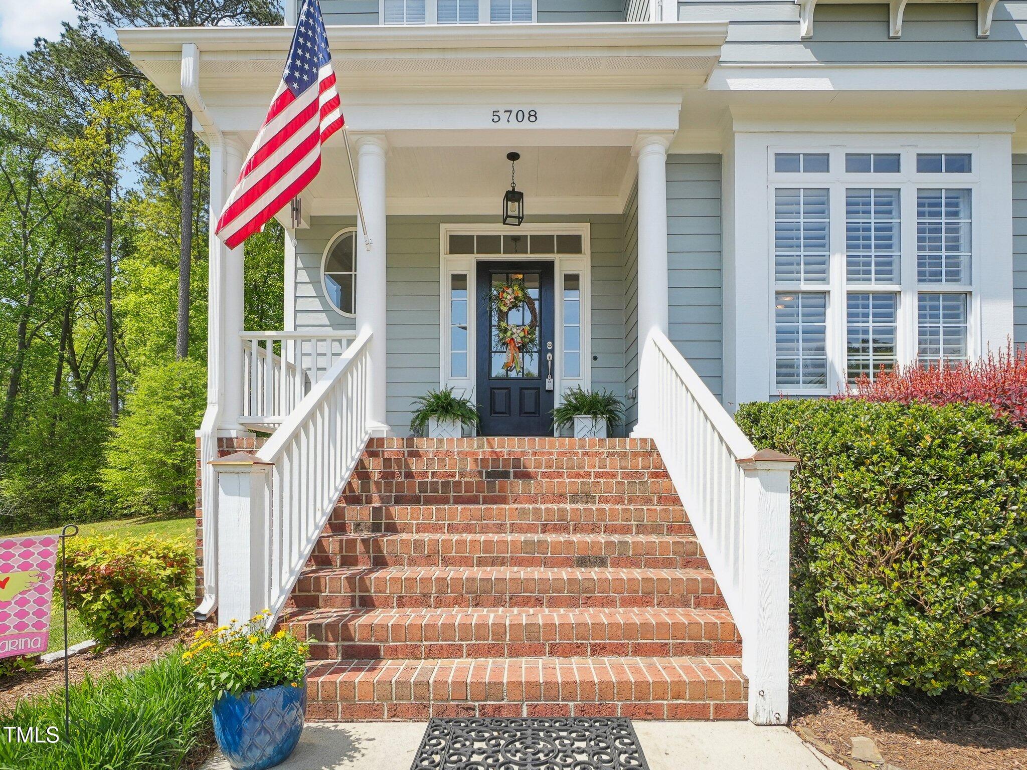 5708 Butter Churn Way