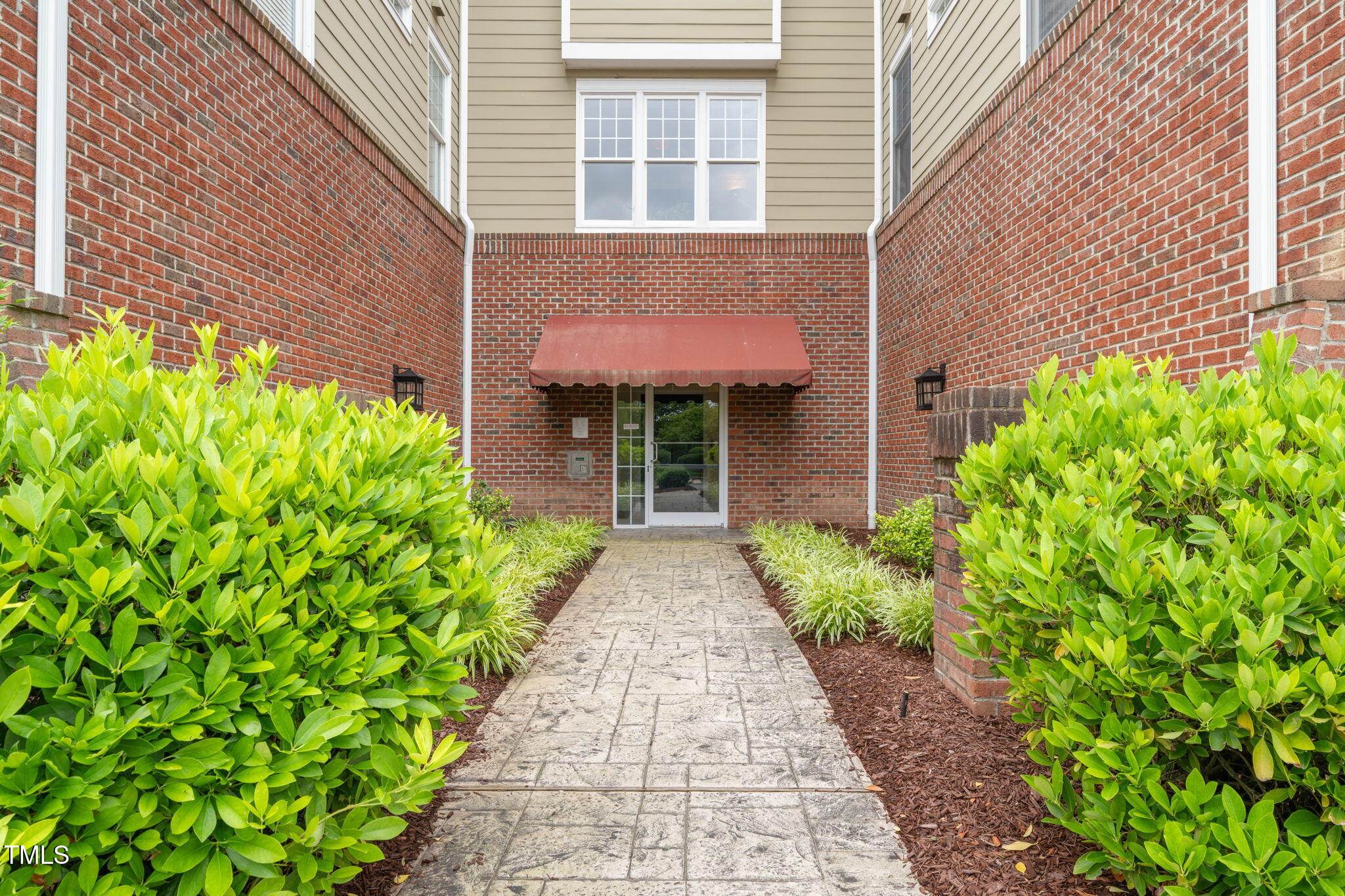 324 Waterford Lake Drive