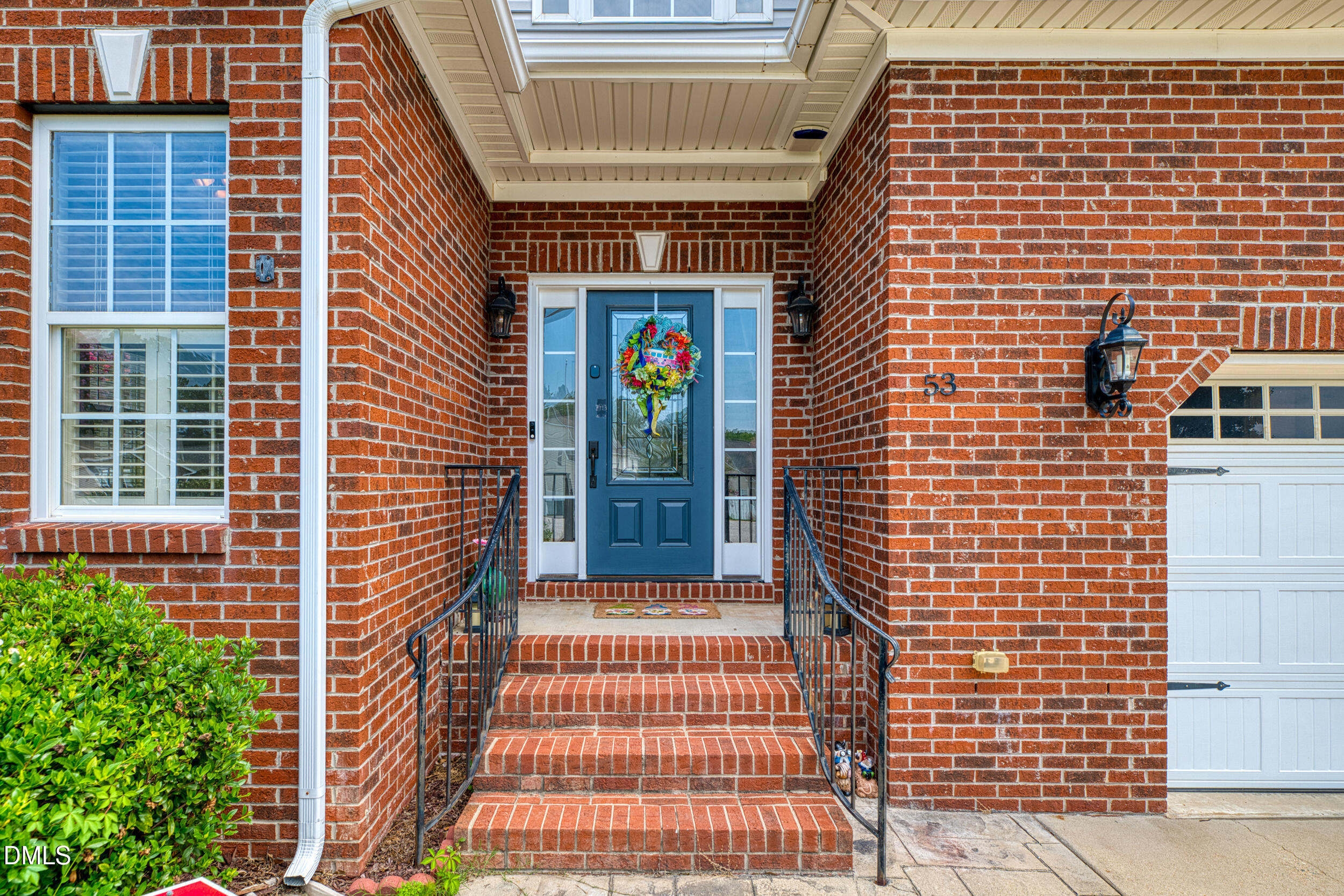 53 Westcliff Court