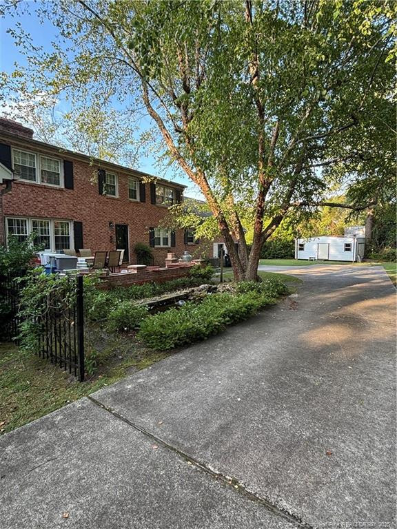 209 W Prospect Avenue