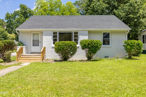 Photo of 605 E Montgomery Street, Henderson, NC 27536 (MLS # 10180459)
